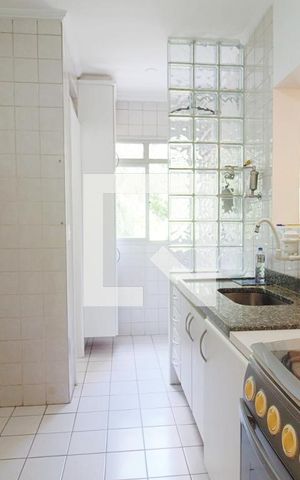 Apartamento à venda com 50m², 1 quarto e 1 vaga Apartamento à venda com 50m², 1 quarto e 1 vagaCozinha