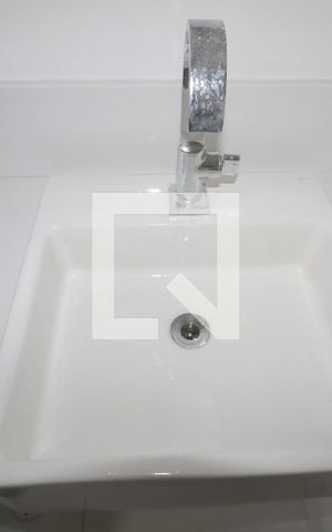 Apartamento à venda com 28m², 1 quarto e sem vagaBanheiro