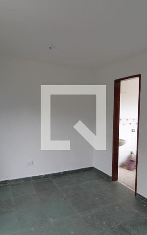 Casa para alugar com 60m², 1 quarto e sem vagaQuarto
