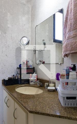 Apartamento à venda com 70m², 3 quartos e 1 vagaBanheiro da suíte