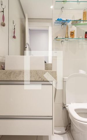 Apartamento para alugar com 106m², 2 quartos e 2 vagas Apartamento para alugar com 106m², 2 quartos e 2 vagasBanheiro Social