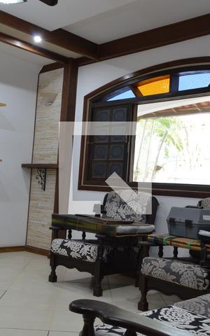 Casa à venda com 454m², 5 quartos e 2 vagasSala
