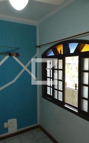Casa à venda com 454m², 5 quartos e 2 vagasQuarto de Serviço