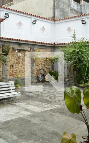 Casa à venda com 454m², 5 quartos e 2 vagasQuintal