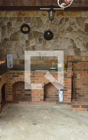 Casa à venda com 454m², 5 quartos e 2 vagasChurrasqueira 