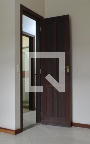 Casa à venda com 454m², 5 quartos e 2 vagasQuarto 2