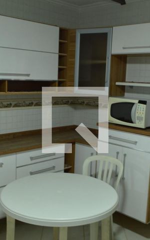Casa à venda com 454m², 5 quartos e 2 vagasCozinha