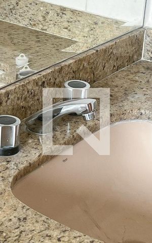 Apartamento para alugar com 260m², 3 quartos e 4 vagasBanheiro da Suíte 2