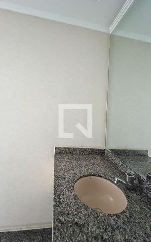 Apartamento para alugar com 260m², 3 quartos e 4 vagasLavabo