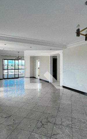 Apartamento para alugar com 260m², 3 quartos e 4 vagasSala