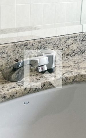 Apartamento para alugar com 260m², 3 quartos e 4 vagasBanheiro da Suíte 1