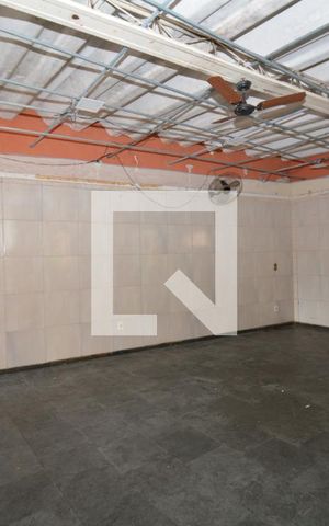 Apartamento à venda com 30m², 1 quarto e sem vagaÁrea comum - Salão de festas