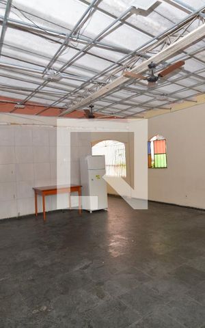 Apartamento à venda com 30m², 1 quarto e sem vagaÁrea comum - Salão de festas
