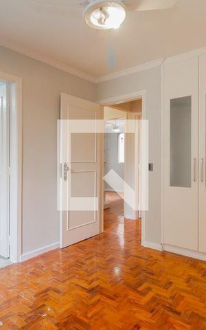 Apartamento à venda com 105m², 3 quartos e 2 vagas Apartamento à venda com 105m², 3 quartos e 2 vagasSuíte