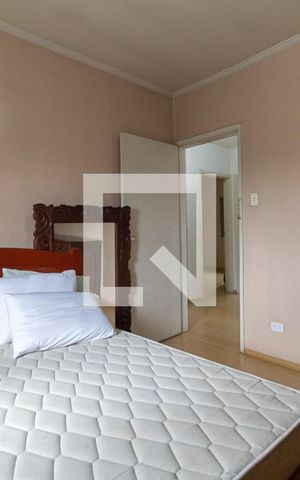 Casa à venda com 180m², 5 quartos e 2 vagas Casa à venda com 180m², 5 quartos e 2 vagasQuarto 2