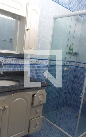 Casa à venda com 327m², 3 quartos e 4 vagasBanheiro