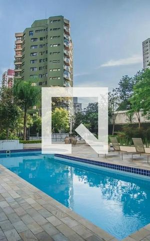 Apartamento à venda com 69m², 2 quartos e 1 vaga Apartamento à venda com 69m², 2 quartos e 1 vagaÁrea comum - Piscina