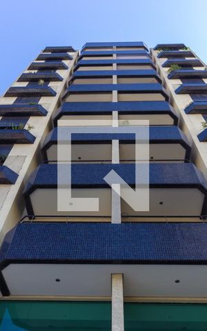 Apartamento à venda com 250m², 3 quartos e 4 vagas Apartamento à venda com 250m², 3 quartos e 4 vagasFachada