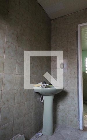 Casa à venda com 310m², 3 quartos e 2 vagasBanheiro