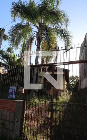 Casa à venda com 310m², 3 quartos e 2 vagasFachada