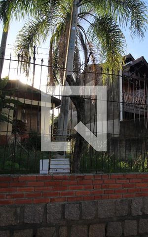 Casa à venda com 310m², 3 quartos e 2 vagasFachada