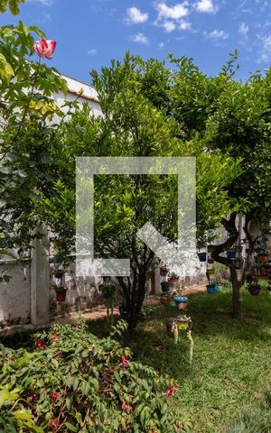 Casa à venda com 87m², 2 quartos e 3 vagas Casa à venda com 87m², 2 quartos e 3 vagasQuintal e Jardim