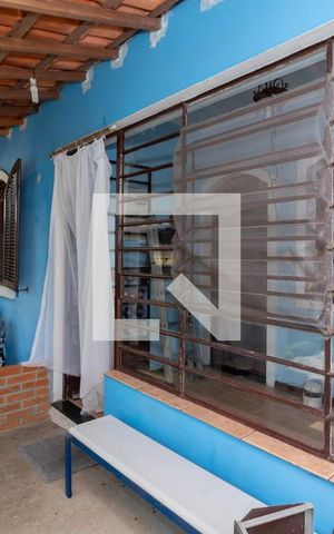 Casa à venda com 87m², 2 quartos e 3 vagas Casa à venda com 87m², 2 quartos e 3 vagasQuintal