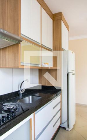 Apartamento à venda com 100m², 2 quartos e 2 vagasCozinha