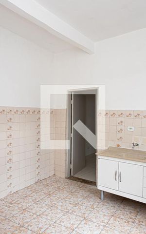 Casa para alugar com 50m², 1 quarto e sem vaga Casa para alugar com 50m², 1 quarto e sem vagaCozinha