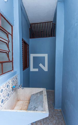 Casa para alugar com 50m², 1 quarto e sem vaga Casa para alugar com 50m², 1 quarto e sem vagaÁrea de Serviço