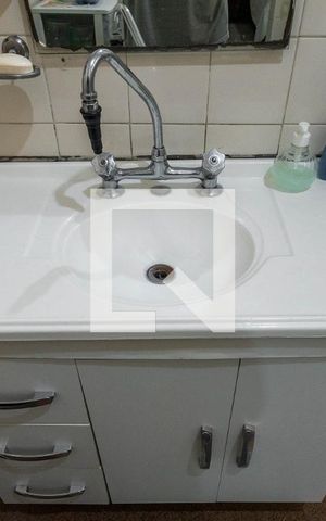 Casa para alugar com 330m², 4 quartos e 15 vagasBanheiro da Suíte