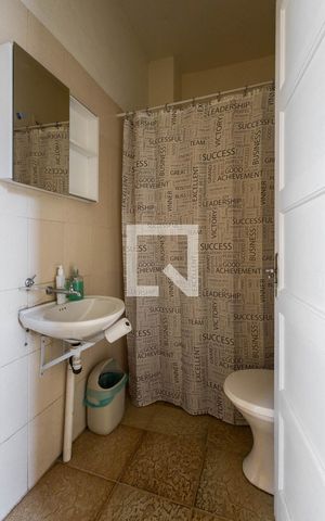 Casa para alugar com 330m², 4 quartos e 15 vagasÁrea de Serviço - Banheiro