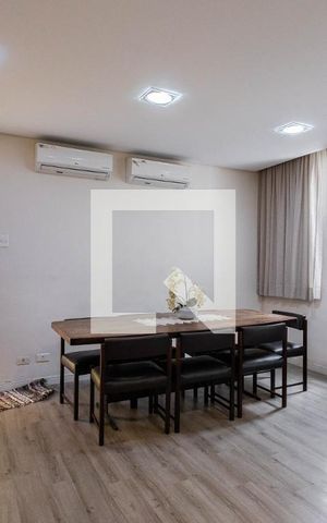 Casa para alugar com 330m², 4 quartos e 15 vagasSala