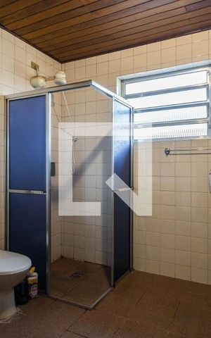 Casa para alugar com 330m², 4 quartos e 15 vagasBanheiro