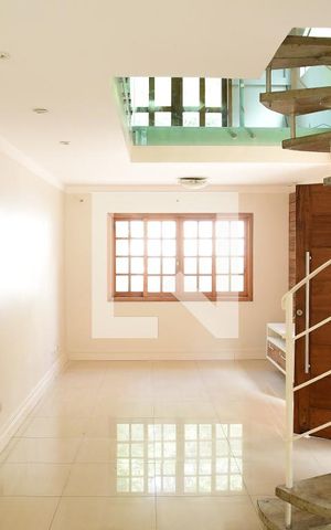 Casa para alugar com 155m², 2 quartos e 2 vagasSala