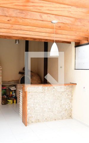 Casa para alugar com 155m², 2 quartos e 2 vagasÁrea de Serviço