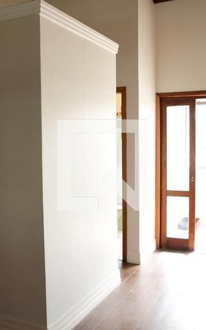 Casa para alugar com 155m², 2 quartos e 2 vagasSuíte