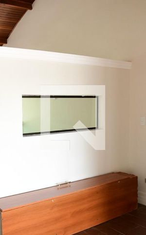 Casa para alugar com 155m², 2 quartos e 2 vagasSuíte