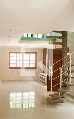 Casa para alugar com 155m², 2 quartos e 2 vagasSala