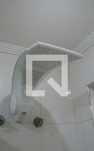 Apartamento para alugar com 400m², 5 quartos e 2 vagas Apartamento para alugar com 400m², 5 quartos e 2 vagasBanheiro da suíte