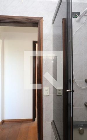 Apartamento para alugar com 63m², 2 quartos e 1 vagaBanheiro Social
