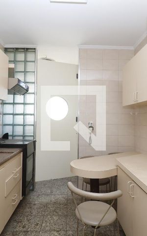 Apartamento para alugar com 63m², 2 quartos e 1 vagaCozinha
