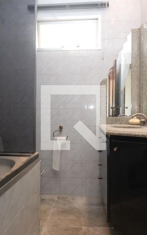 Apartamento para alugar com 63m², 2 quartos e 1 vagaBanheiro Social