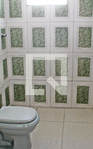 Casa para alugar com 60m², 1 quarto e sem vagaBanheiro