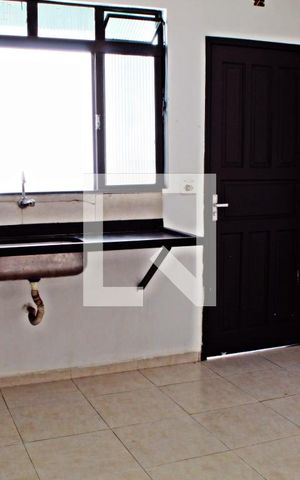 Casa para alugar com 60m², 1 quarto e sem vagaSala/Cozinha