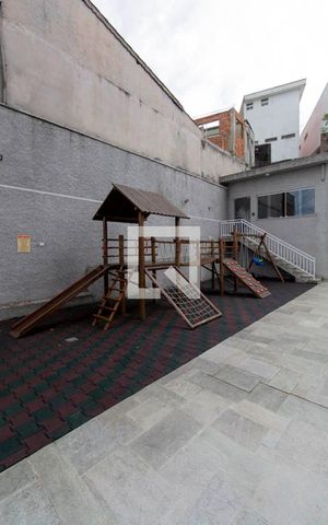 Apartamento para alugar com 70m², 2 quartos e 1 vaga Apartamento para alugar com 70m², 2 quartos e 1 vagaÁrea Comum - Playground