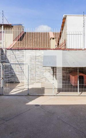 Casa à venda com 100m², 2 quartos e 1 vagaQuintal