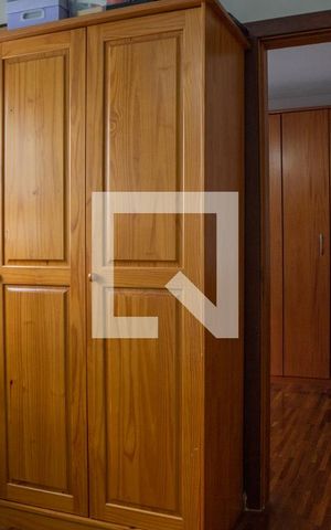Casa à venda com 240m², 3 quartos e 2 vagas Casa à venda com 240m², 3 quartos e 2 vagasCloset da Suíte