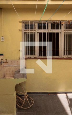 Casa para alugar com 70m², 2 quartos e sem vaga Casa para alugar com 70m², 2 quartos e sem vagaÁrea de Serviço