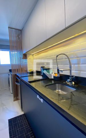 Apartamento para alugar com 109m², 3 quartos e 2 vagasCozinha